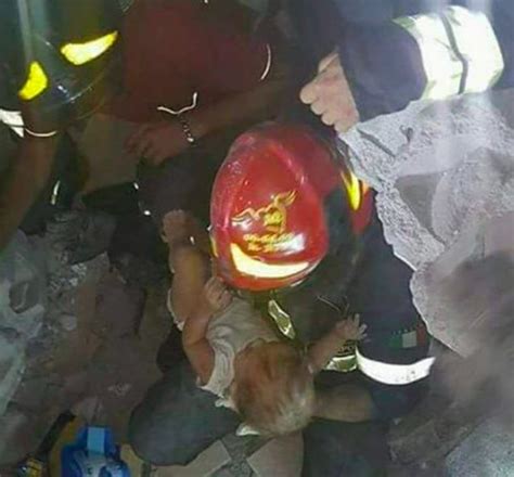 Tutte Le Bufale Sul Crollo Del Ponte Morandi A Genova