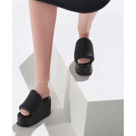 Barbie Looks Doll Asian Petite Brunette Pixie Cut GXB Posable