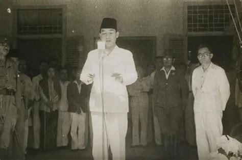 isi pidato lengkap soekarno  proklamasi  agustus