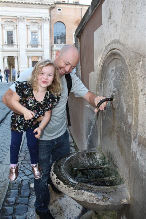 The Italian Drinking Fountain - La Fontanella Italiana - Italy travel