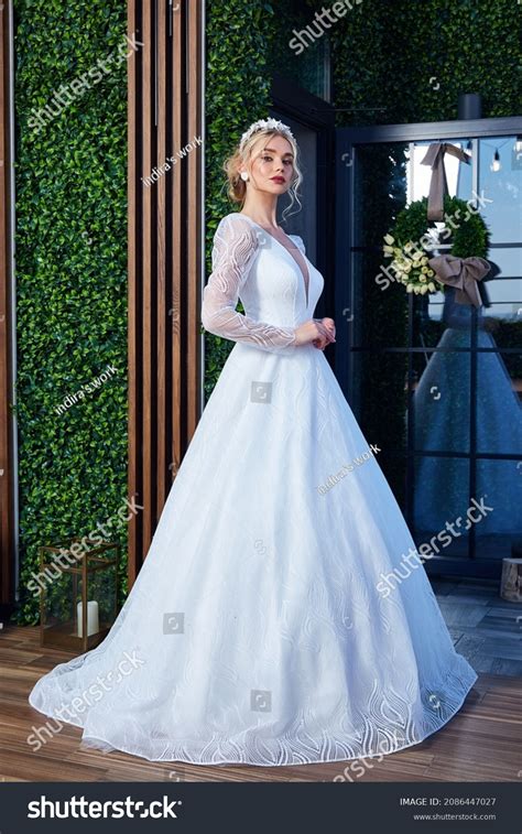 Sexy Beautiful Blonde Woman Pretty Bride Stock Photo 2086447027 Shutterstock