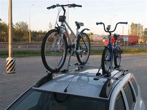 Багажник для велосипеда на крышу автомобиля (велобагажники для машин)