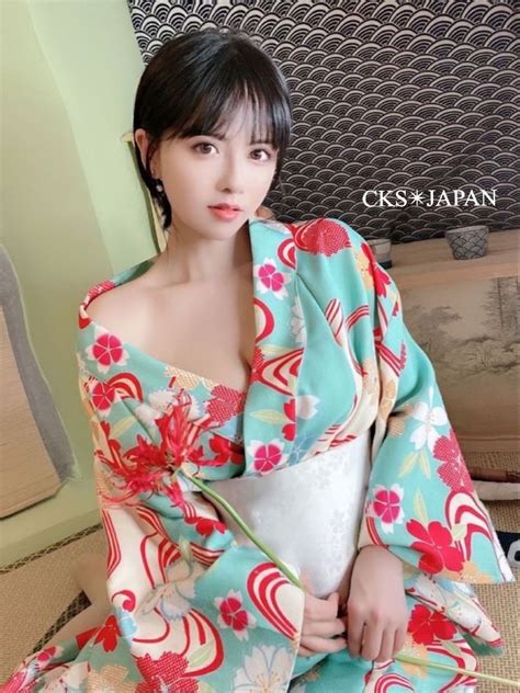 Beautiful Asian Women Gorgeous Girls Kimono Japan Japanese Kimono