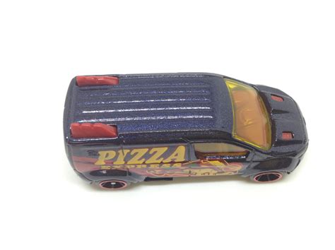 Julian S Hot Wheels Blog Hot Wheels Ford Transit Connect N Case Regular Treasure Hunt