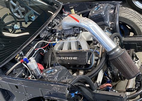 Bmw E82 With A Dodge Nascar R5p7 V8 04 Engine Swap Depot