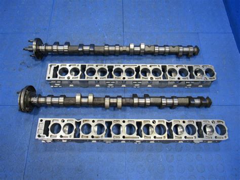 01 06 BMW E46 E39 E60 M54B30 Intake Exhaust Camshaft Set Ledge Tray