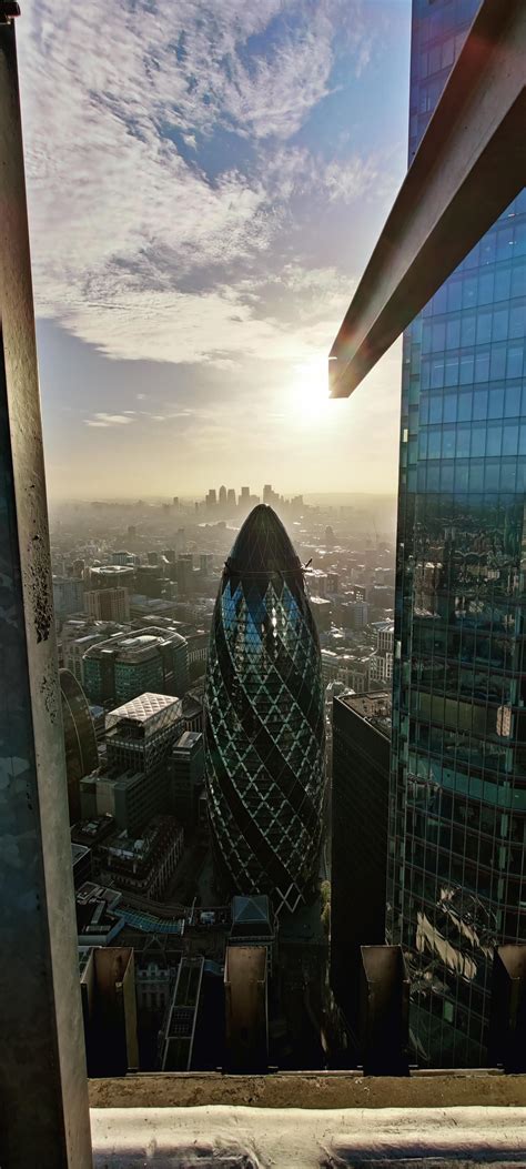 a perk of my job, get to enjoy views like this across London : r/london