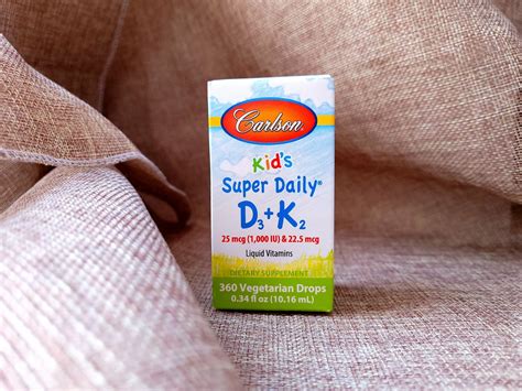 Carlson, Super Daily D3+K2 для детей, 25 мкг (1000 МЕ) и 22мкг, витамин ...