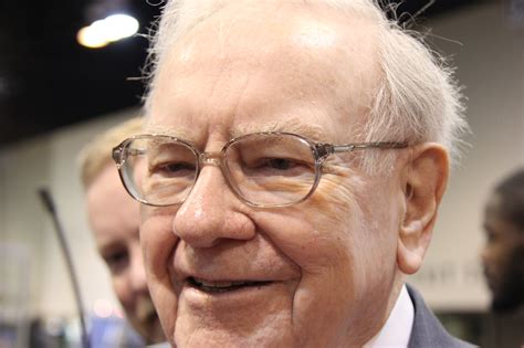 Here Are Billionaire Warren Buffett S 5 Biggest Stock Holdings The Motley Fool