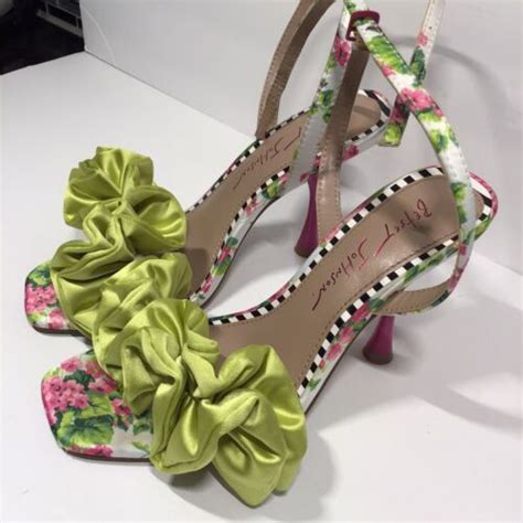 Hot Sexy Keilani Johnson Bikini Pics