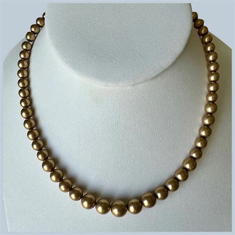 Authentic Tiffany Co K Yellow Gold Graduated Bead Necklace