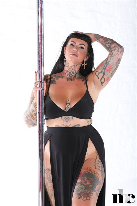 Full Figured Babe Cherrie Pie Gets Naked To Show Off Her Lovely Tattooed Body CoedCherry