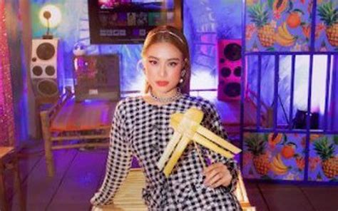 See tình của Hoàng Thùy Linh bất ngờ hot ở Hàn Quốc