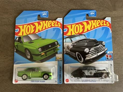 Hot Wheels Ford Escort Rs Super Treasure Hunt Et Th Chevy Fleetline Eur