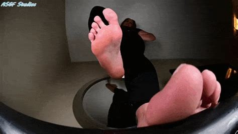 KKQing Pure Pov MP Amateur Soles Giantess And Footjobs Clips Sale