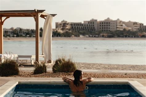 Hilton Ras Al Khaimah Beach Resort - YoNinja - Restaurants, Hotels, and ...