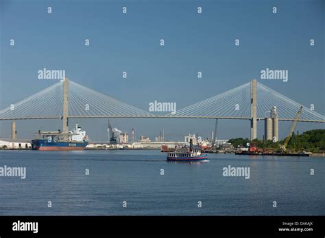 Talmadge Suspension Bridge Savannah River Savannah Georgia Usa Stock