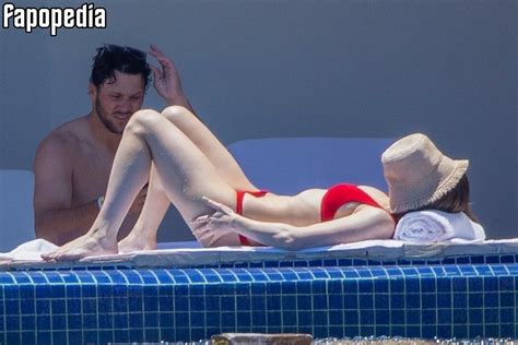 Hailee Steinfeld Nude Leaks Photo Fapopedia