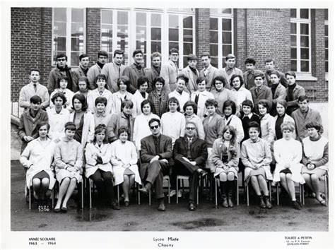 Photo de classe 1ère Anglais Allemand 1963 1964 de 1963 Lycée Gay Lussac Copains d avant
