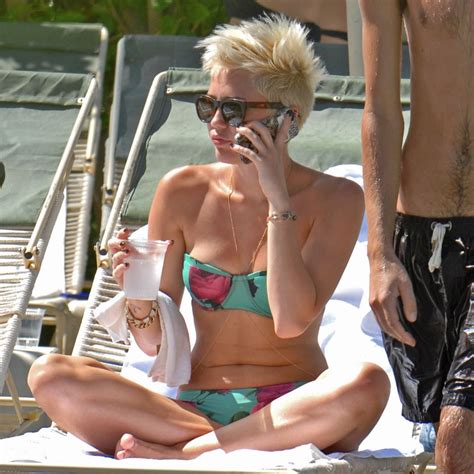 Miley Cyrus Celebrities In Bikinis Pictures Popsugar Fashion Photo