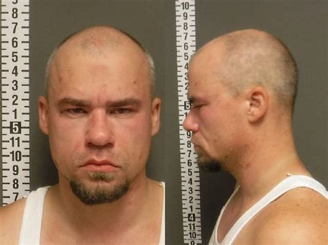 Police Registered Sex Offender Armed With Gun Wanders Into Fargo Homes Bring Me The News