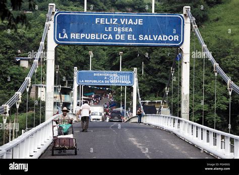 Border Crossing Between El Salvador And Guatemala Stock Photo Alamy