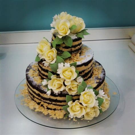 Fotos Naked cake aparência rústica bolo pelado é tendência para