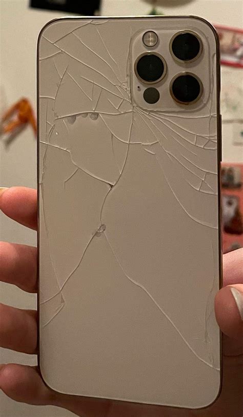 iPhone Rückseite kaputt? (Apple, Reparatur, Display)