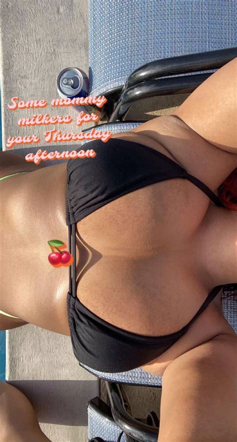 I Miss Hot Weather Its Like Degrees Out Nudes Dykesgonewild NUDE PICS ORG