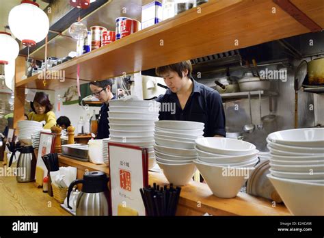 70 Gorgeous Japanese Ramen Restaurant Open Kitchen Design Trend Of The Year