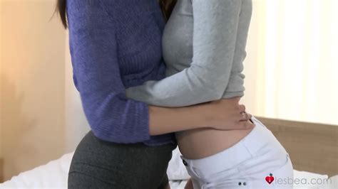 Pussy Melts In Her Girlfriend S Mouth Rita Argiles