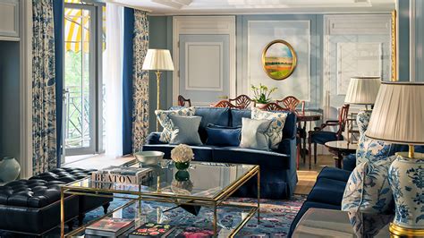 Inside the Dorchester, a Revamped London Grand Dame With a Modern Feel