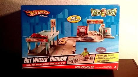 15 Best Hotwheels City Sets Images On Pinterest Hot Wheels Airbrush