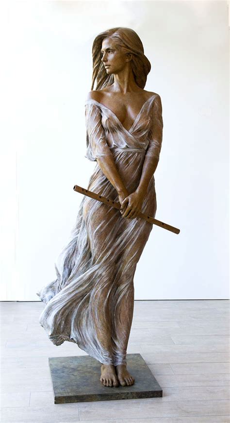 Amazingly Realistic Life Size Sculptures Of Glorious Women That Bring