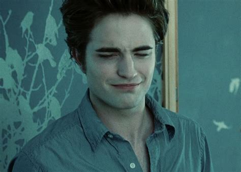Pin By Kristens Babe On Twilight Screencaps Robert Pattinson Twilight Robert Pattinson