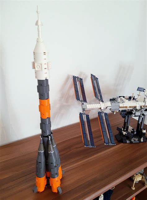 I Have Build The Soyuz Rocket Design By User Techniek Lego Ideas