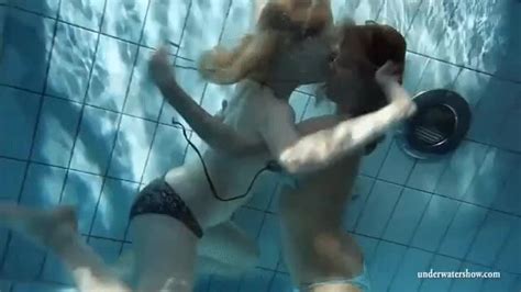 Zuzanna And Lucie Get Naked In The Pool Scrolller