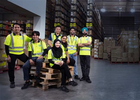 warehouse  transportation careers  maersk maersk