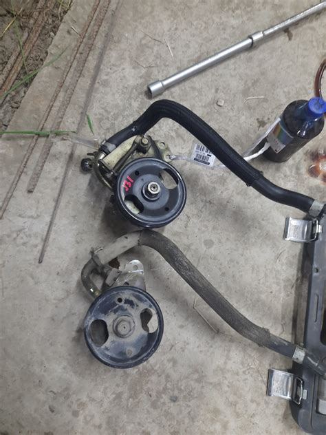 Заклинил гур — Nissan Teana (J31), 2,3 л, 2007 года | своими руками ...