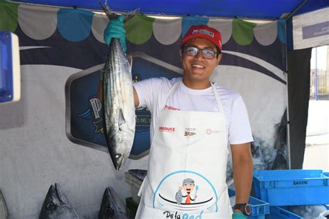 Un Xito Total Fue La Primera Feria A Comer Pescado Organizado Por El