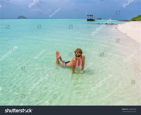 Attractive Sexy Woman Sunglasses Pink Bikini Stock Photo 524859700 Shutterstock