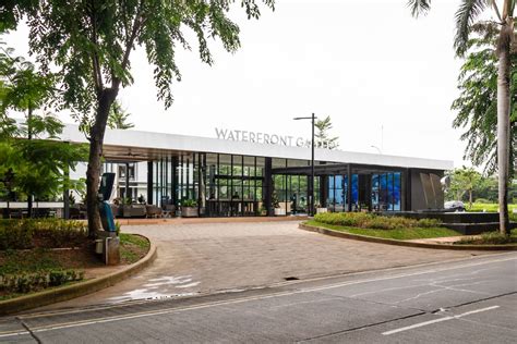 waterfront estates jasa design grafis branding identity visual