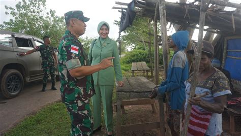 Merajut Kasih Danrem Brigjen TNI Agus Widodo Borong Jualan Mama Mama