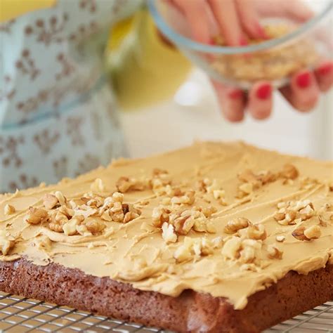 Mary Berrys Coffee And Walnut Traybake Cake Recipes Lakeland