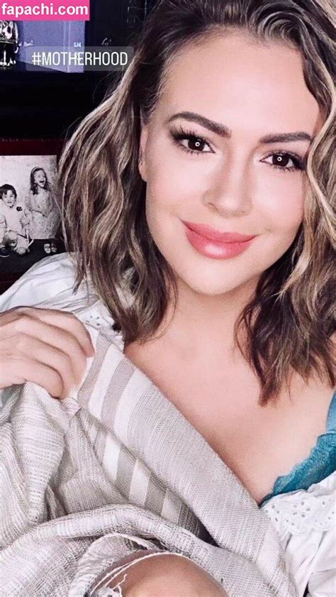 Alyssa Milano Alyssa Milano Milano Alyssa Milanoxxx Leaked Nude Photo From OnlyFans