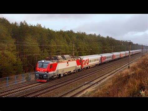 скорый поезд "Москва-Казань" отправляется от Казанского вокзала - YouTube