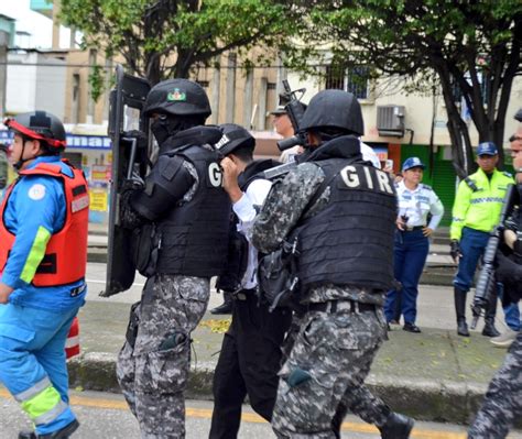 Policía Ecuador on Twitter RT CmdtPoliciaEc Felicito la valentía y