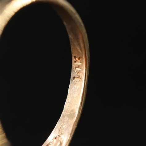 14k Shell Cameo Ring Ebth
