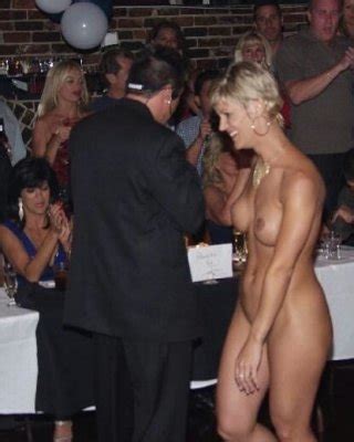 STRIPPERS RISKING GROPING AND TICKLING Porn Pictures XXX Photos Sex