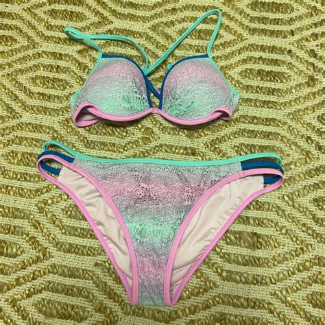 Victoria S Secret Swim Victorias Secret Bikini Set Poshmark